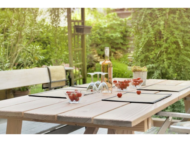 Як зробити стіл із дощок самостійно? 3 найважливіші кроки