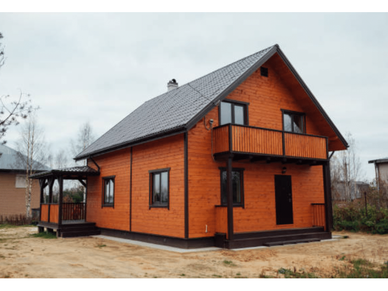 Чому часто вибирають будувати дерев'яний будинок, а не цегляний – у чому різниця?